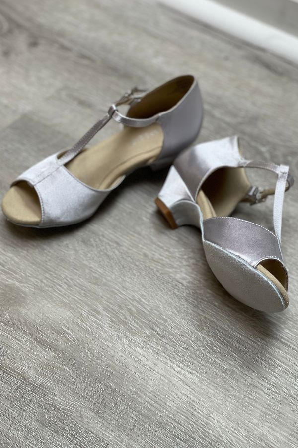 Capezio Girls Silver Ballroom Shoes 1 Inch Heel Isabella BR4005C at The Dance Shop Long Island